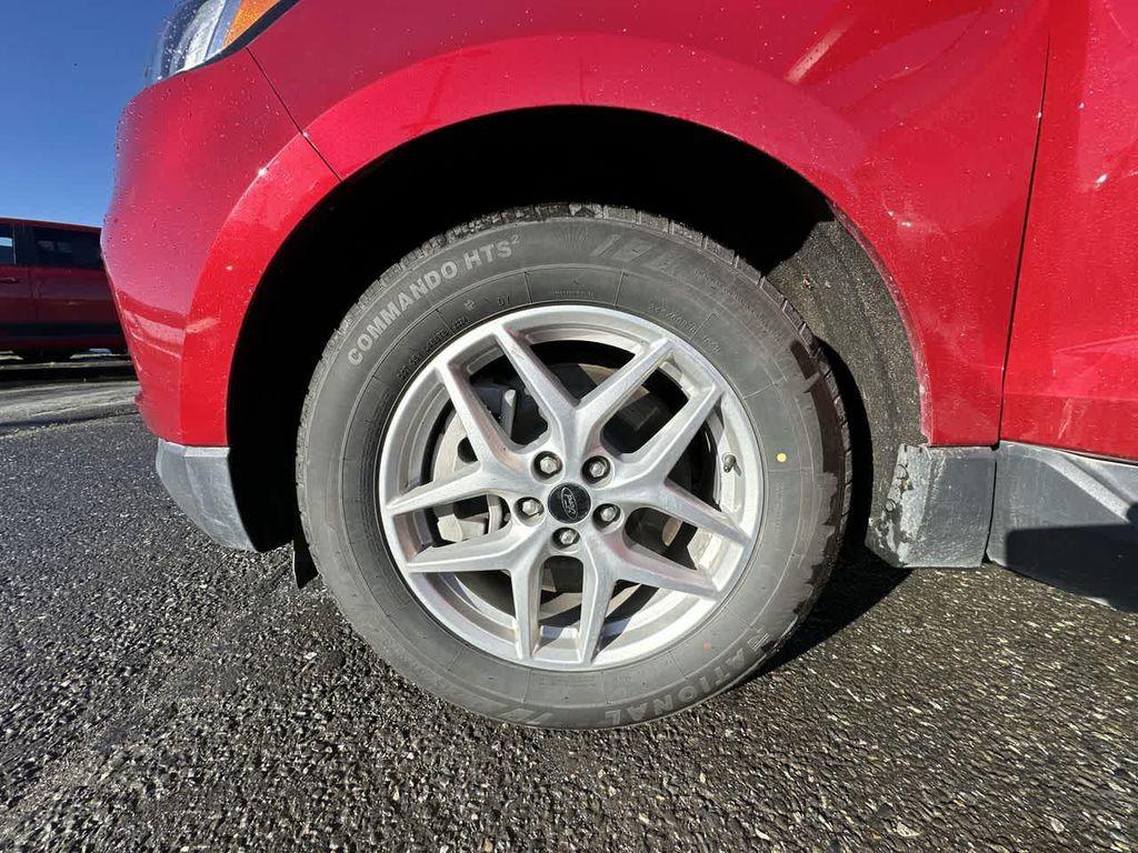 used 2024 Ford Edge car, priced at $24,999