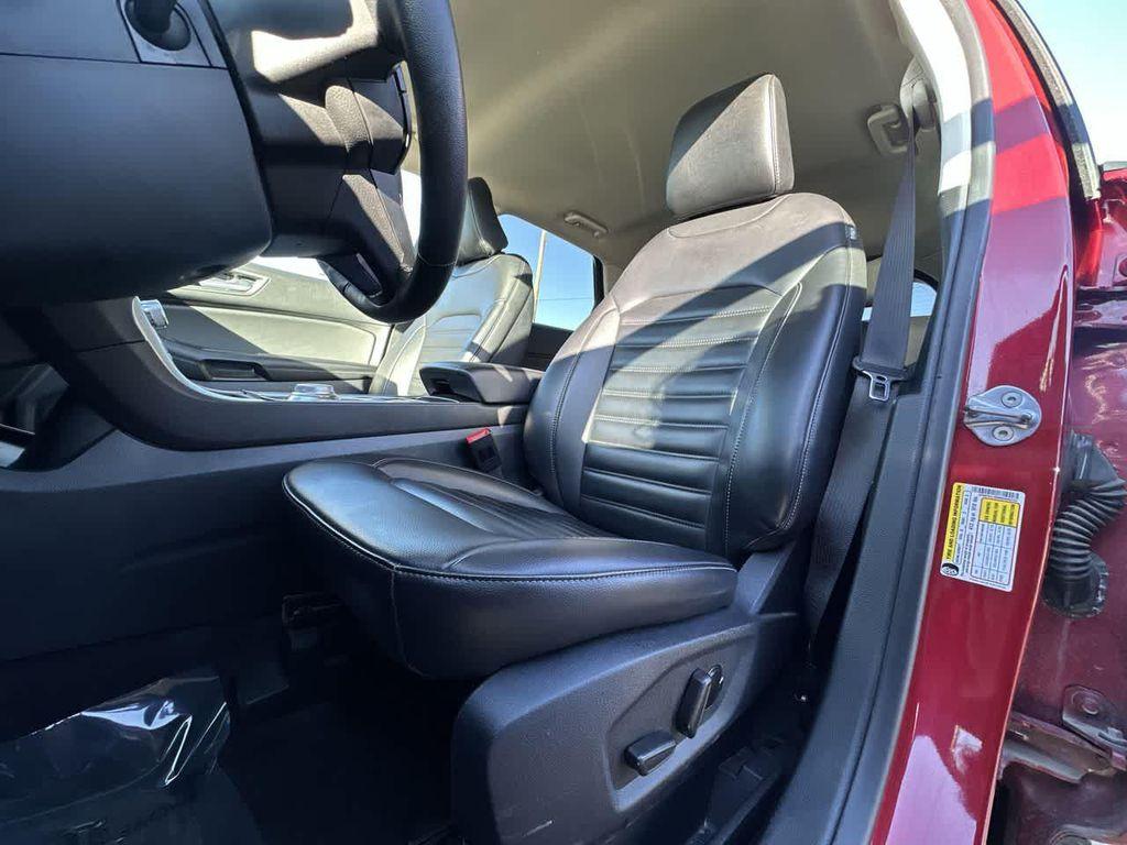 used 2024 Ford Edge car, priced at $24,999