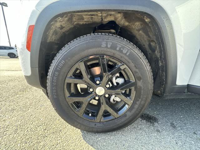 used 2023 Jeep Grand Cherokee car, priced at $33,999