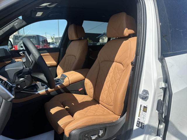 new 2025 BMW X7 car, priced at $100,950