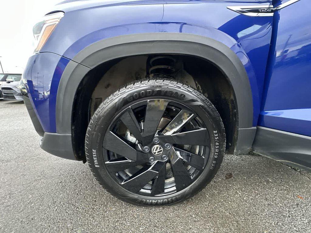 used 2024 Volkswagen Taos car, priced at $27,999