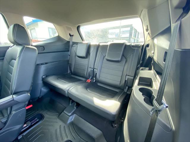used 2021 Volkswagen Atlas car, priced at $29,999