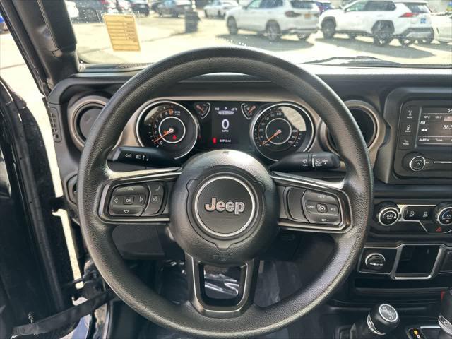 used 2021 Jeep Gladiator car, priced at $30,999
