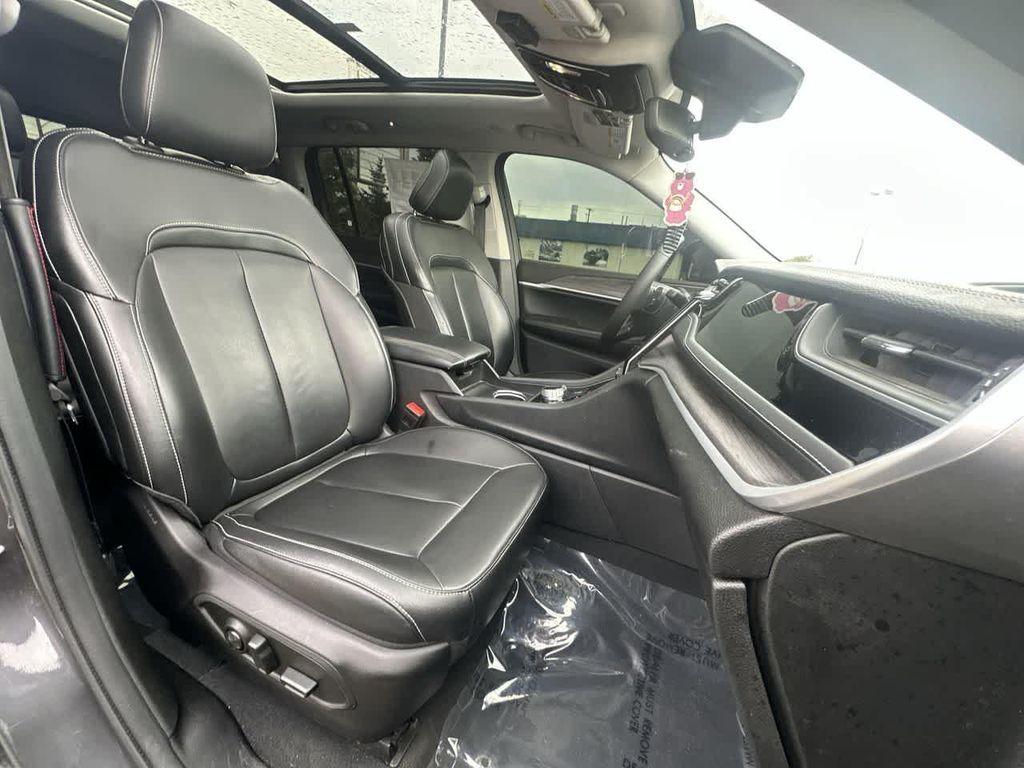 used 2024 Jeep Grand Cherokee L car, priced at $36,999