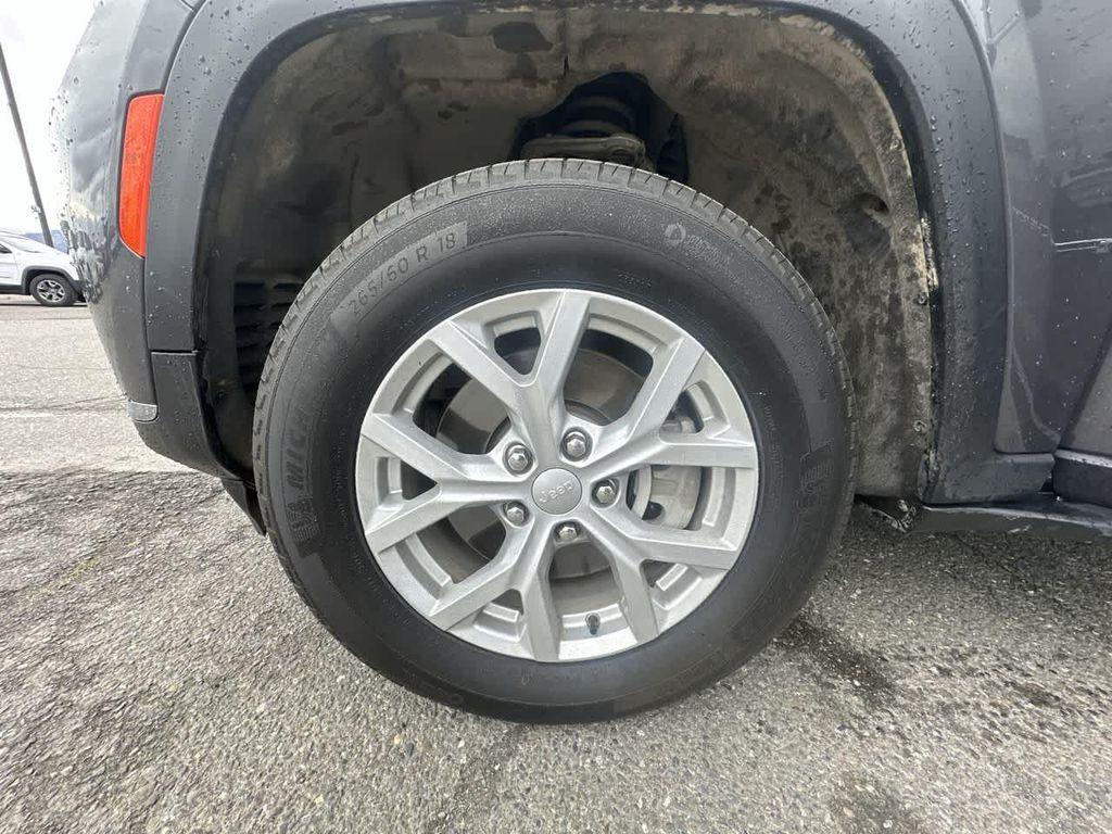 used 2024 Jeep Grand Cherokee L car, priced at $36,999