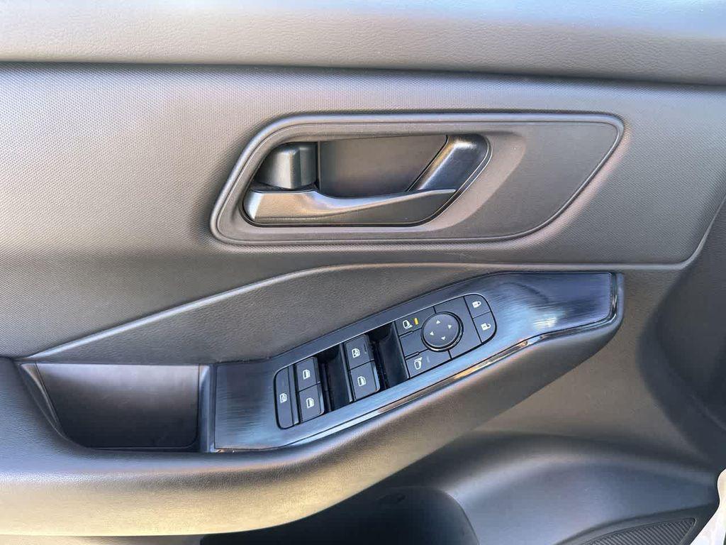 used 2024 Nissan Rogue car, priced at $22,999