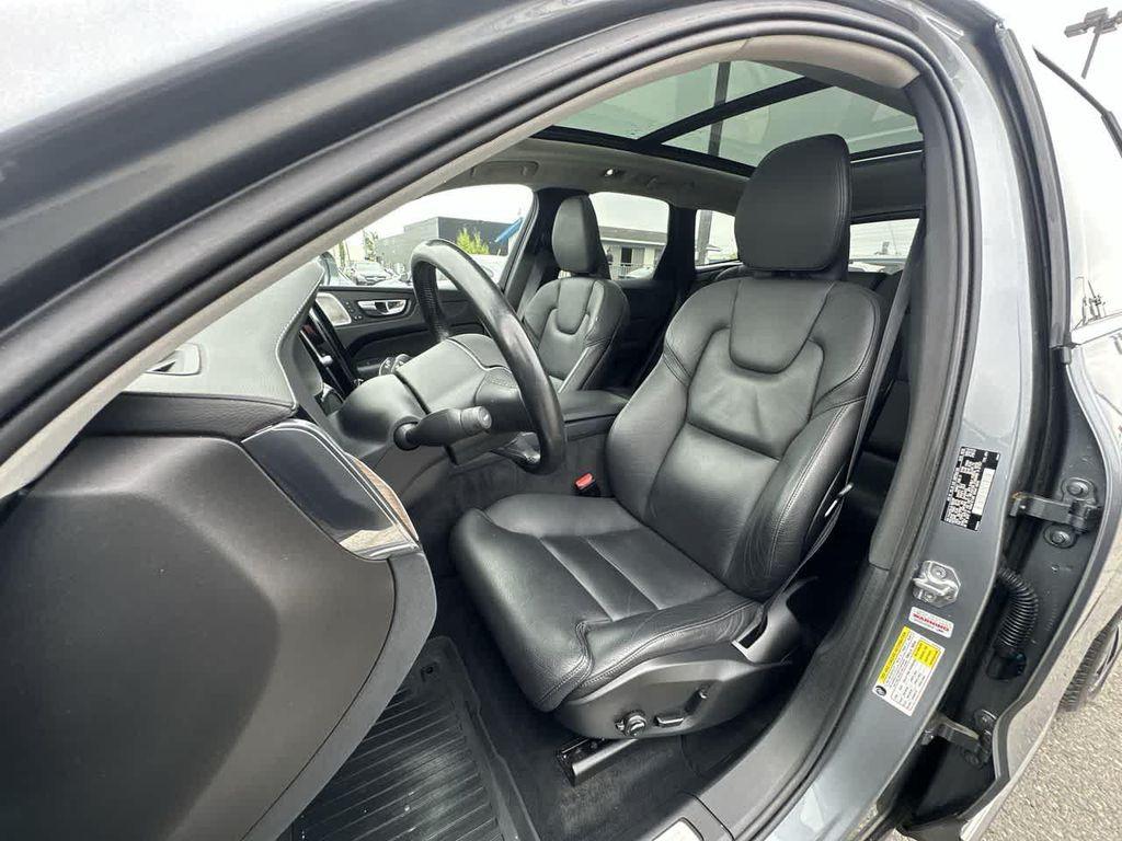 used 2020 Volvo XC60 car, priced at $30,999