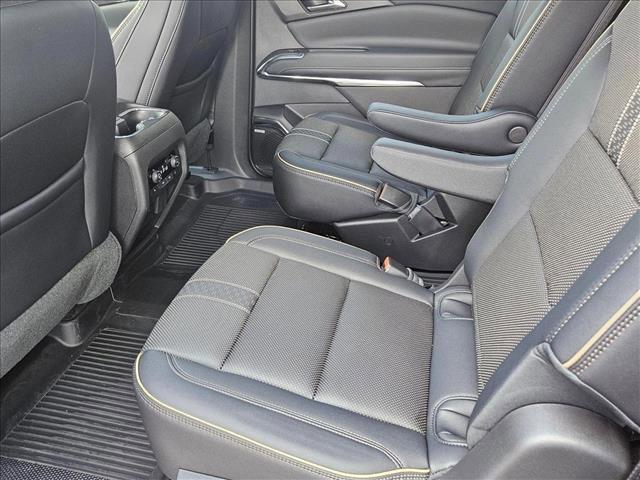 new 2025 Chevrolet Traverse car, priced at $55,995