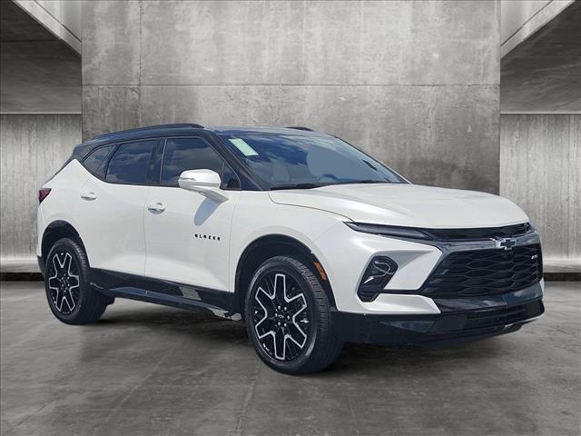 new 2024 Chevrolet Blazer car, priced at $43,065