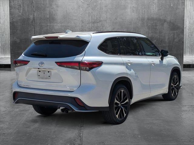 used 2021 Toyota Highlander car, priced at $29,955
