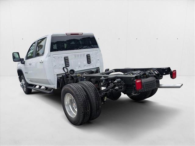new 2025 Chevrolet Silverado 3500 car, priced at $56,613