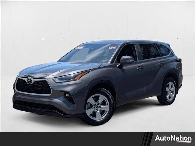 used 2024 Toyota Highlander car, priced at $32,698
