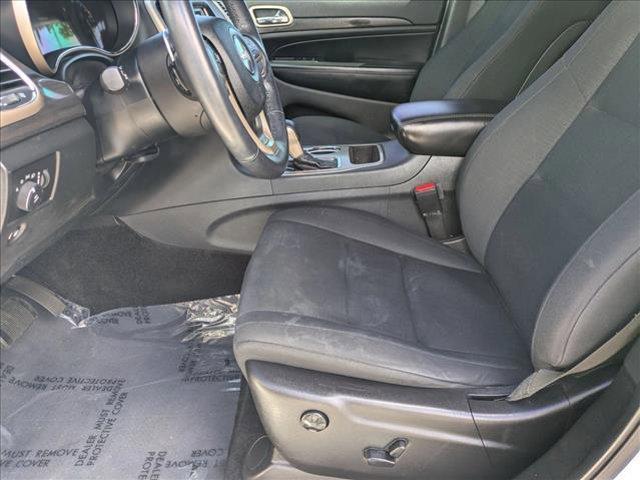 used 2017 Jeep Grand Cherokee car, priced at $14,599