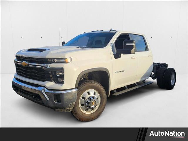 new 2025 Chevrolet Silverado 3500 car, priced at $56,613