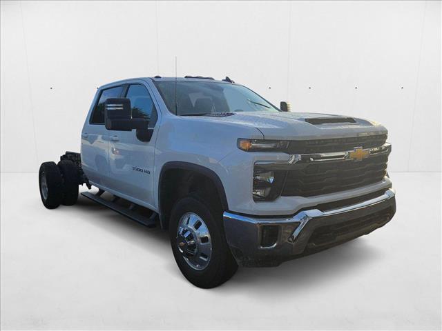 new 2025 Chevrolet Silverado 3500 car, priced at $56,613