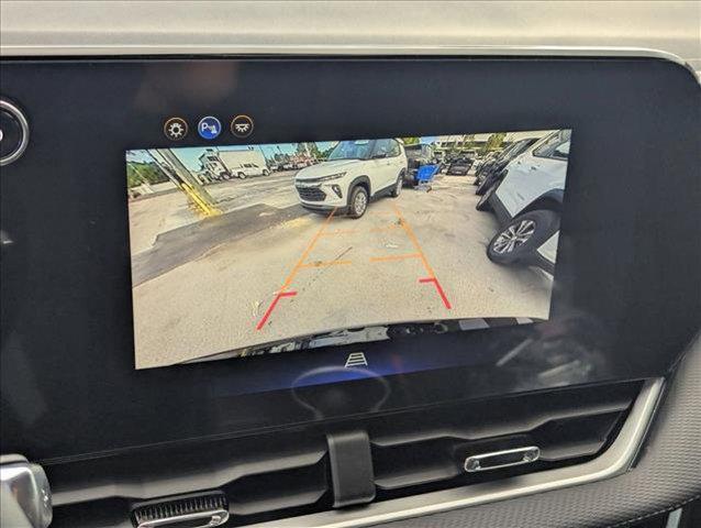 new 2026 Chevrolet Equinox car, priced at $25,995