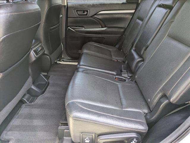 used 2014 Toyota Highlander car, priced at $12,598
