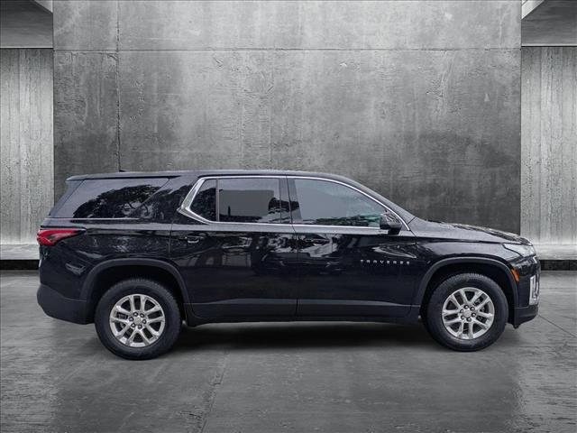 used 2023 Chevrolet Traverse car, priced at $17,439