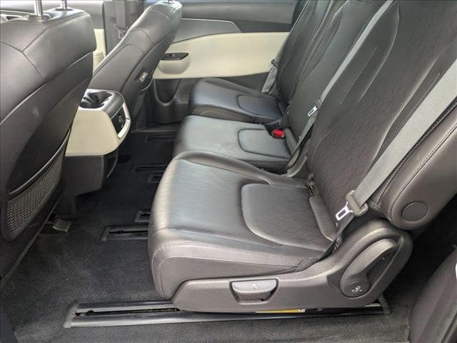 used 2023 Kia Carnival car, priced at $27,198