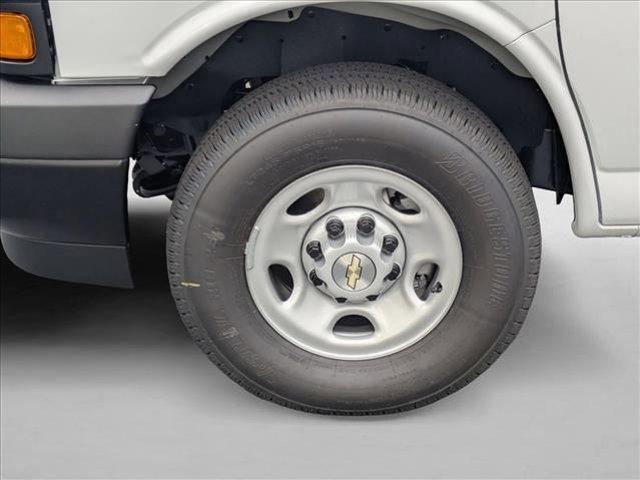 new 2025 Chevrolet Express 2500 car, priced at $45,165