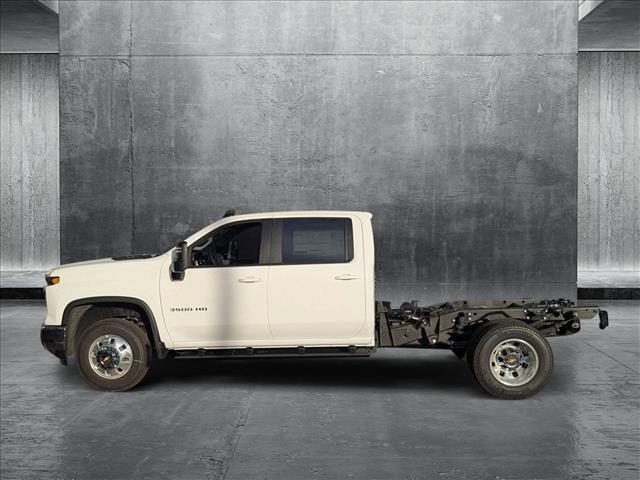 new 2025 Chevrolet Silverado 3500 car, priced at $57,078