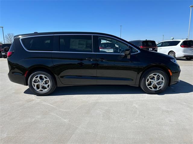 new 2024 Chrysler Pacifica car, priced at $55,735