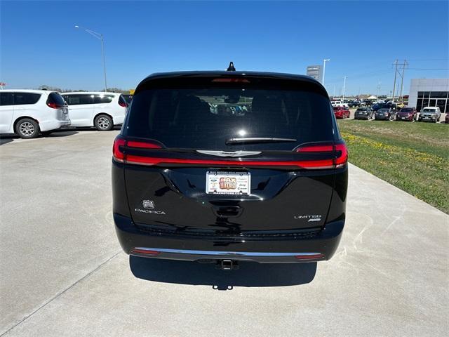 new 2024 Chrysler Pacifica car, priced at $55,735