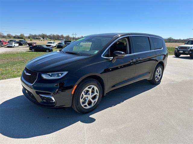 new 2024 Chrysler Pacifica car, priced at $55,735