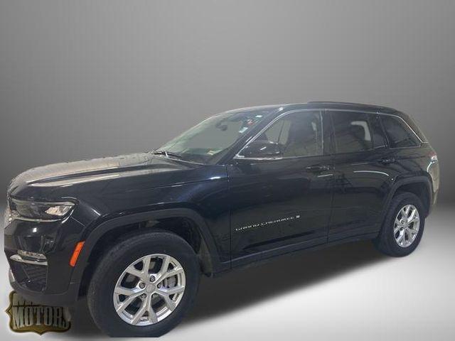 used 2023 Jeep Grand Cherokee car, priced at $30,261