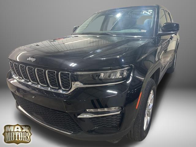 used 2023 Jeep Grand Cherokee car, priced at $30,261