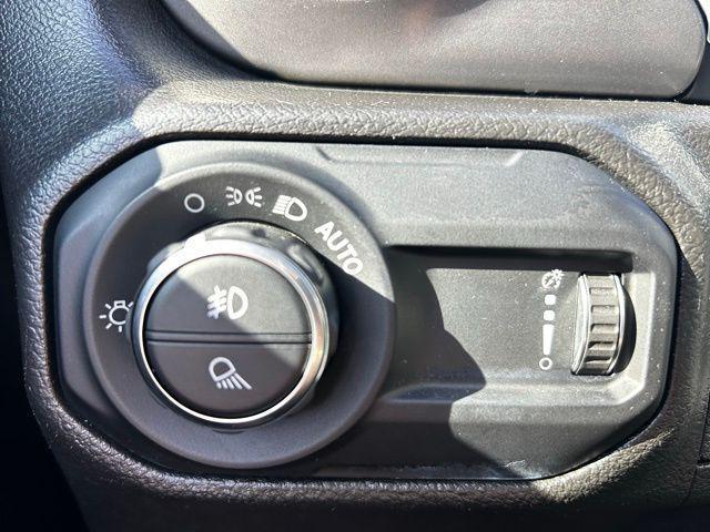 used 2023 Jeep Gladiator car, priced at $32,306