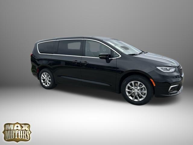 new 2026 Chrysler Pacifica car, priced at $52,834