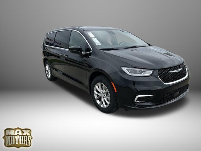 new 2026 Chrysler Pacifica car, priced at $52,834