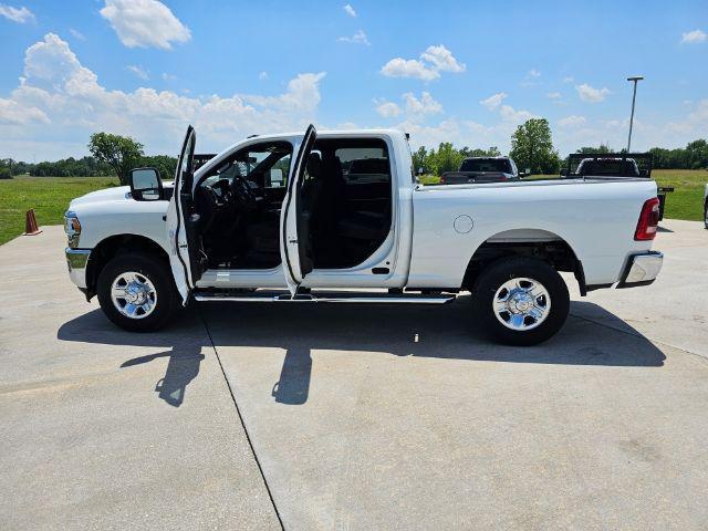 new 2024 Ram 2500 car, priced at $60,926