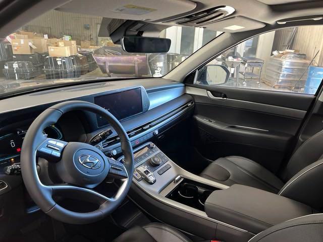used 2025 Hyundai Palisade car, priced at $39,886