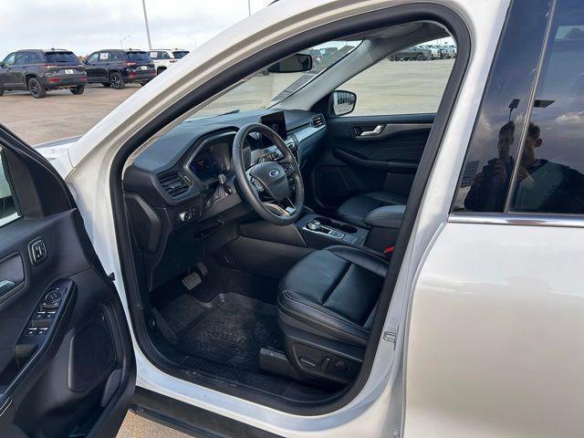 used 2022 Ford Escape car, priced at $24,370