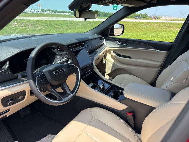 new 2025 Jeep Grand Cherokee L car, priced at $44,472