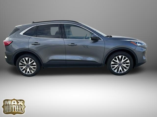 used 2022 Ford Escape car, priced at $25,768