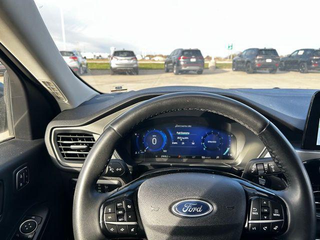 used 2022 Ford Escape car, priced at $25,768