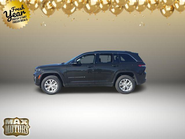 new 2024 Jeep Grand Cherokee car, priced at $47,955