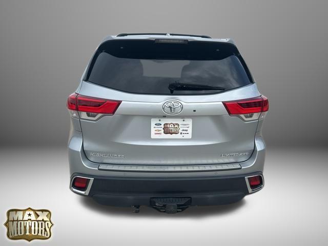used 2017 Toyota Highlander car, priced at $21,597