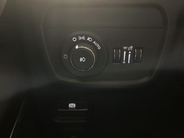 new 2025 Jeep Grand Cherokee car, priced at $61,105