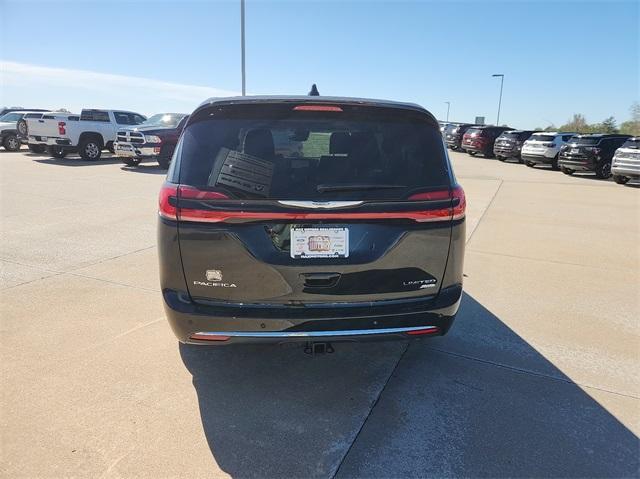 new 2024 Chrysler Pacifica car, priced at $54,941