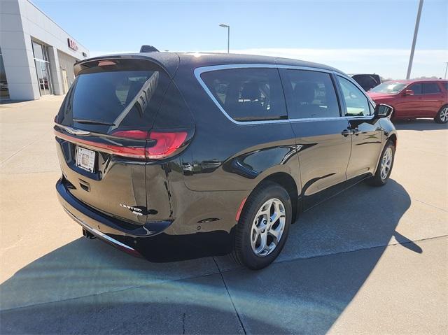 new 2024 Chrysler Pacifica car, priced at $54,941