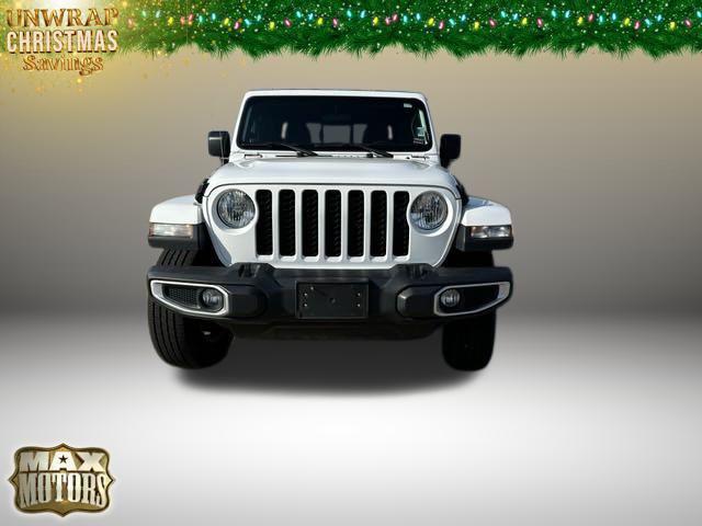 used 2022 Jeep Gladiator car, priced at $28,544