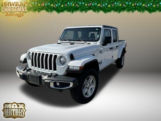 used 2022 Jeep Gladiator car, priced at $28,544