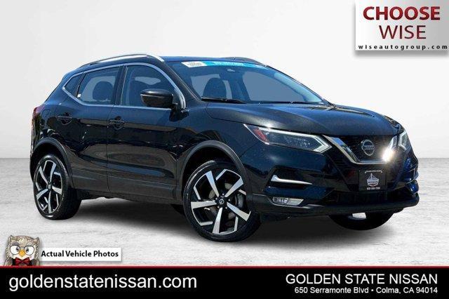 used 2020 Nissan Rogue Sport car, priced at $20,990
