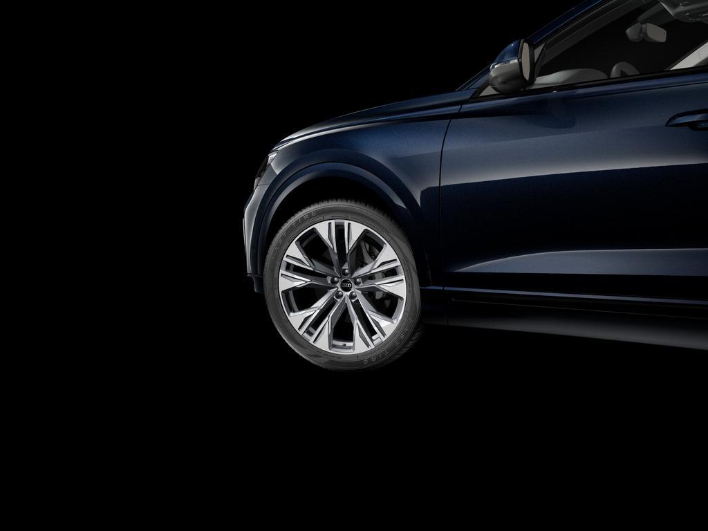 new 2025 Audi Q8 car, priced at $76,013
