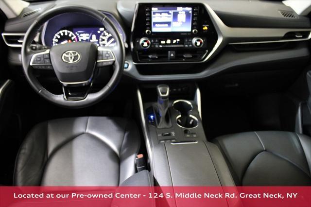 used 2021 Toyota Highlander car, priced at $33,500