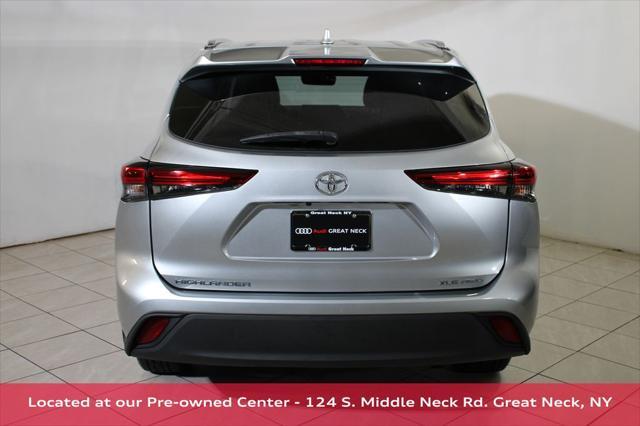 used 2021 Toyota Highlander car, priced at $33,500
